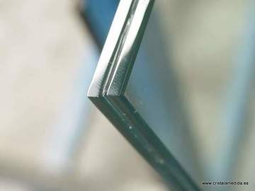 Verre feuilleté 10+10 incolore (transparent)